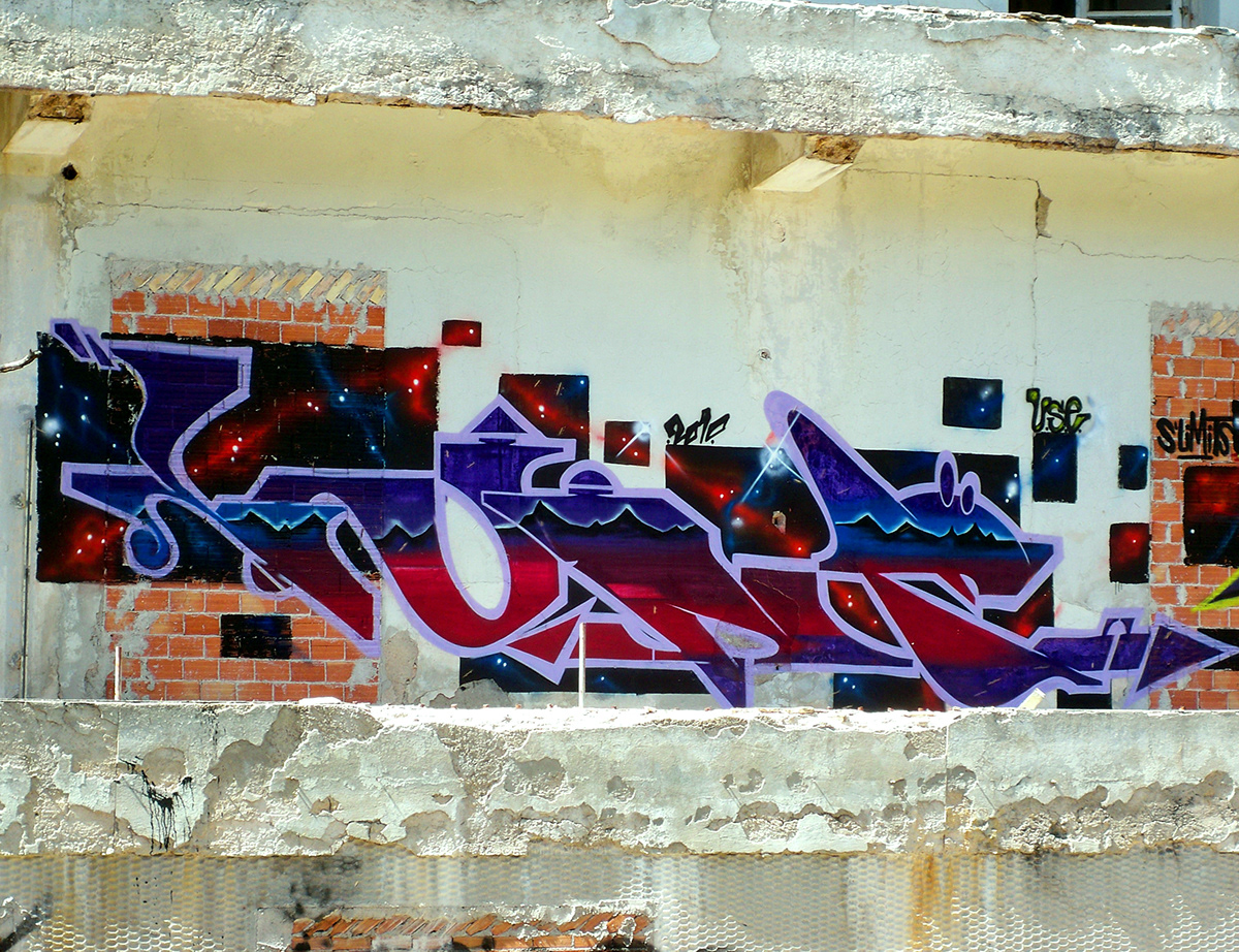 #2010 athens athensgraffiti lune lune82 usecrew use Space  hardlines Style letters stylewriting letterscience writer spraycans