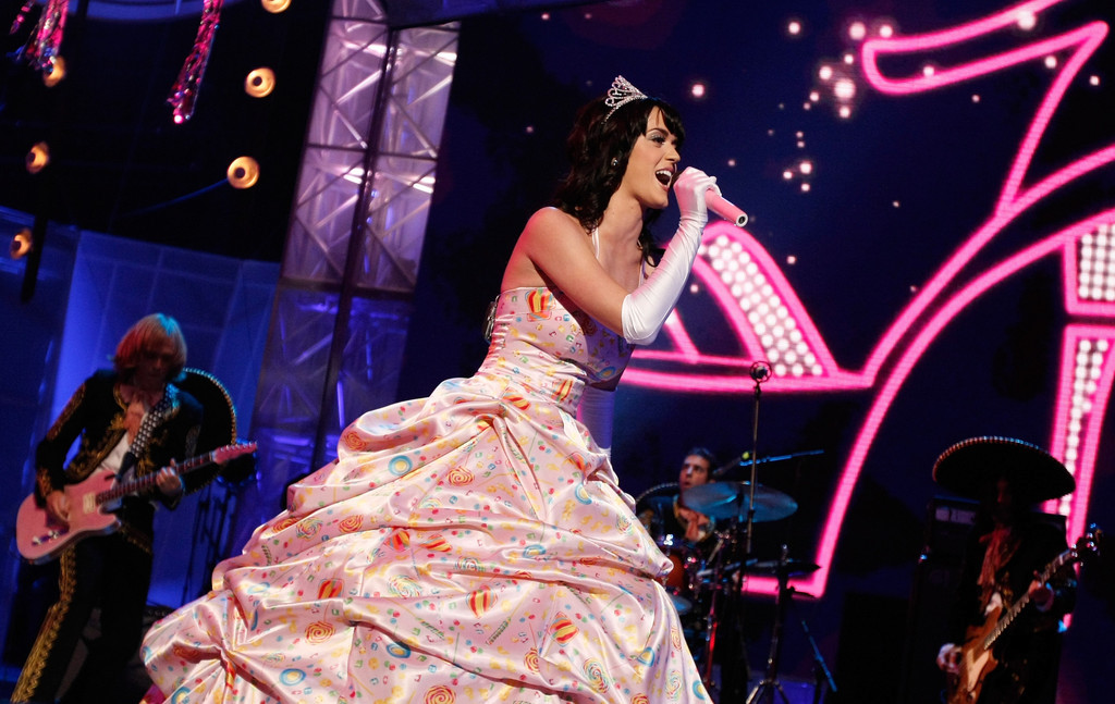 Mtv Katy Perry neon mtvlma Guadalajara concert Live Performance recital mexico