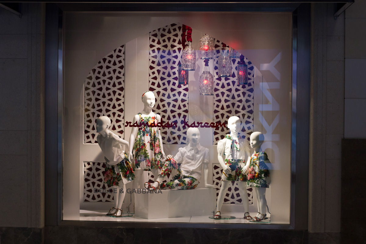 Saks Fifth Avenue Window Display Visual Merchandising