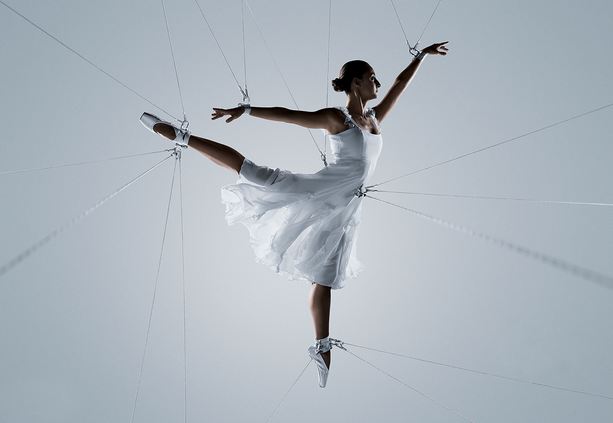 Pedro Dimitrow cables panasonic dancer ballet