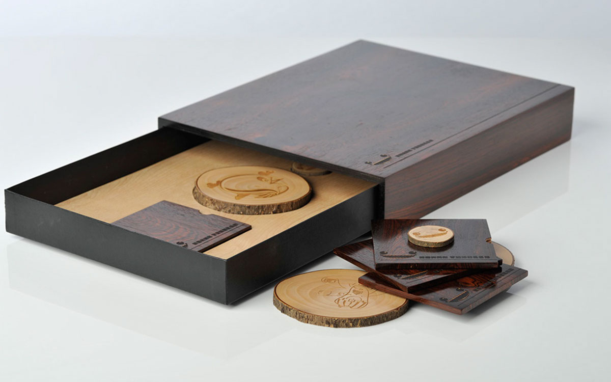 Adobe Portfolio wood portfolio Packaging packaging design print
