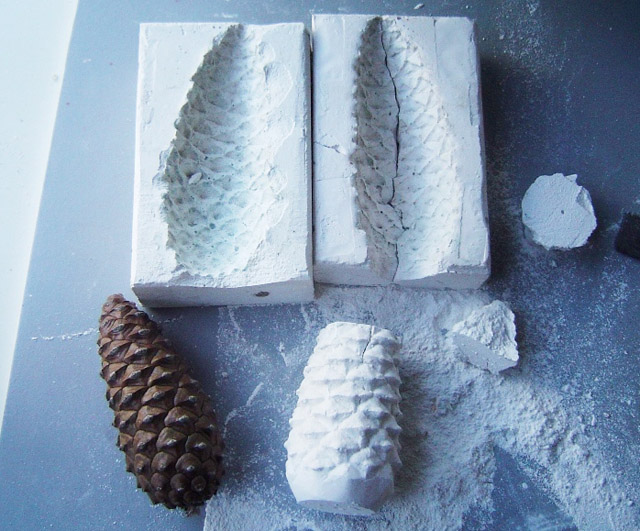 pine cone handcraft slip casting