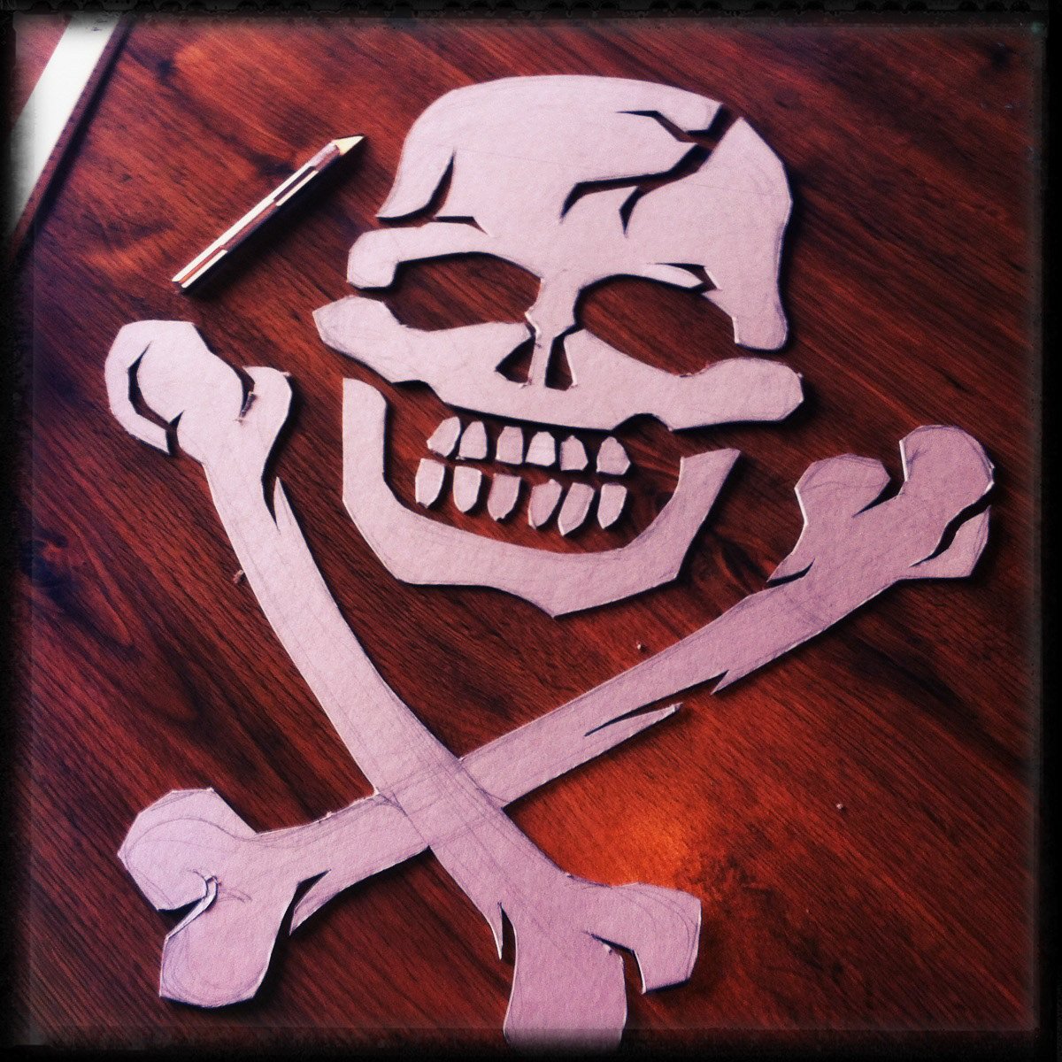 skull jolly roger pirates MAcross bar beer stencil Street calavera rageforst Robotech