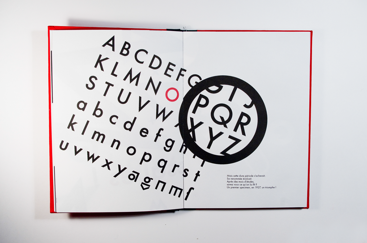 livre Futura esag penninghen Typographie wlassikoff