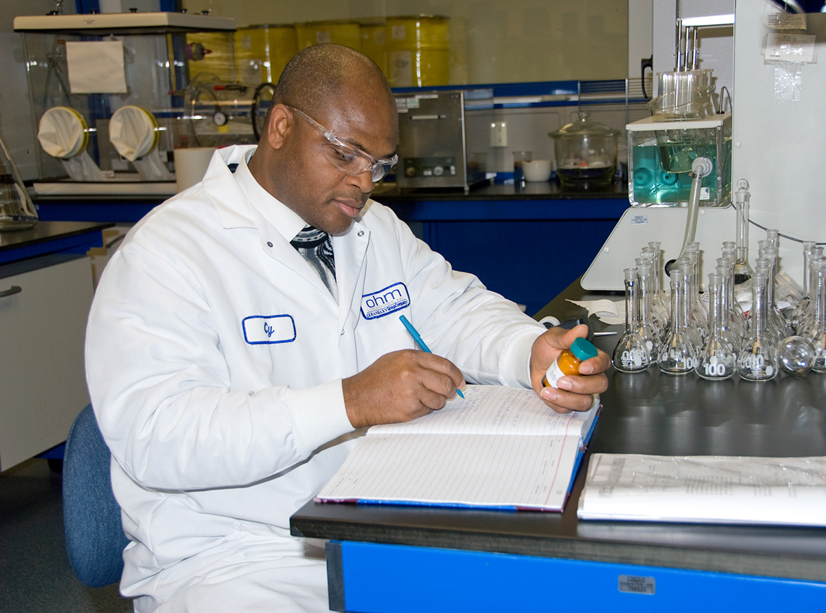 corporate photography manufacturing photography scientific photography