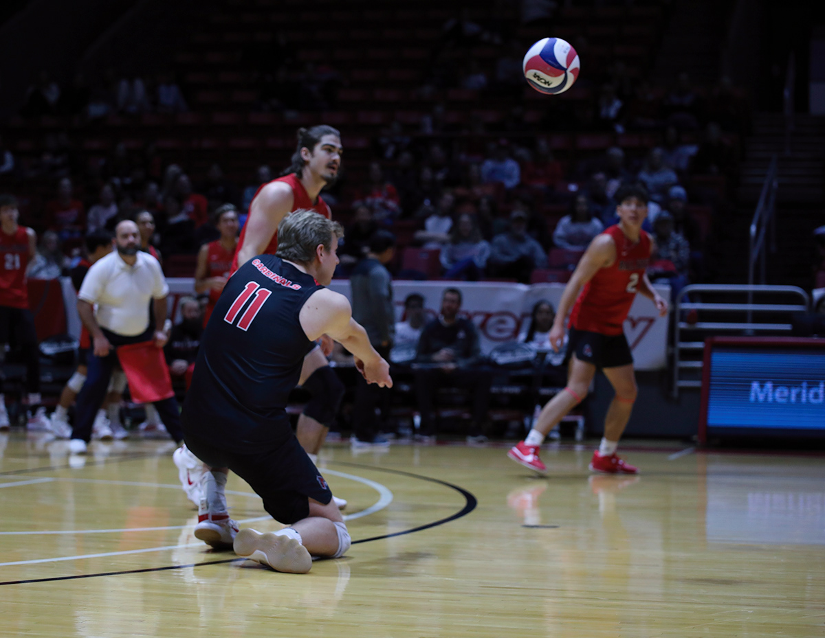 sport Photography  college ball state mac mens volleyball