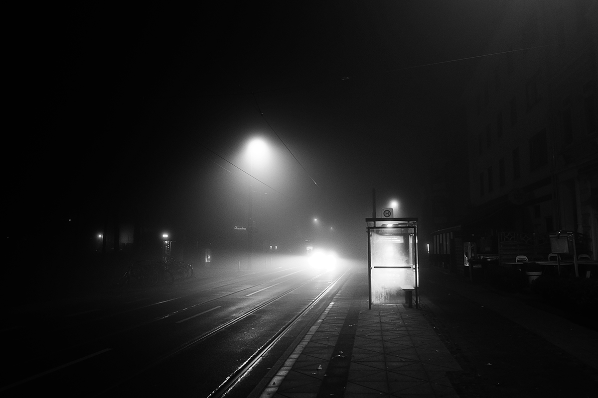 city black White fog myst naked Zorn solitude Picture digital wide angle Bremen night Street
