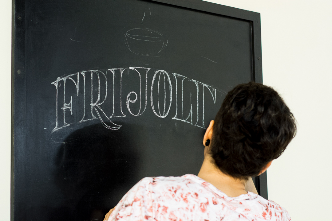 lettering Handlettering chalklettering chalk blackboard colombia frijoles Coffee cafe camaron