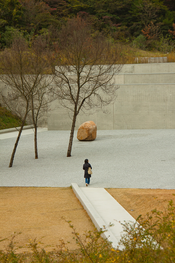 japan naoshima museum benesse art site art Tadao Ando concrete minimal modernism