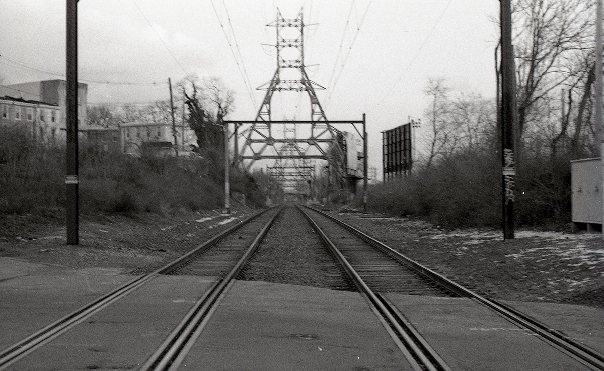 photo black White camera eastfalls train STATION