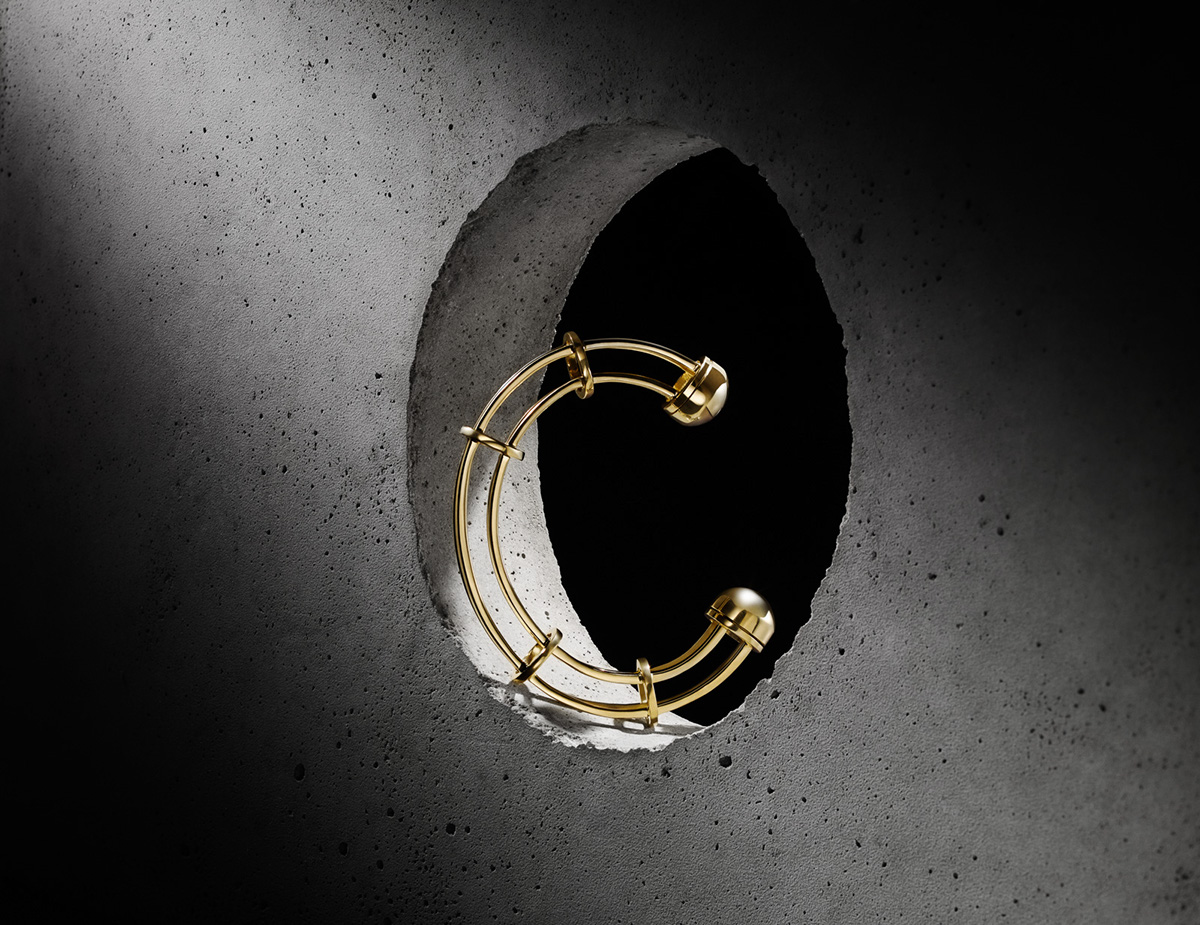 Adobe Portfolio jewelry stilllife