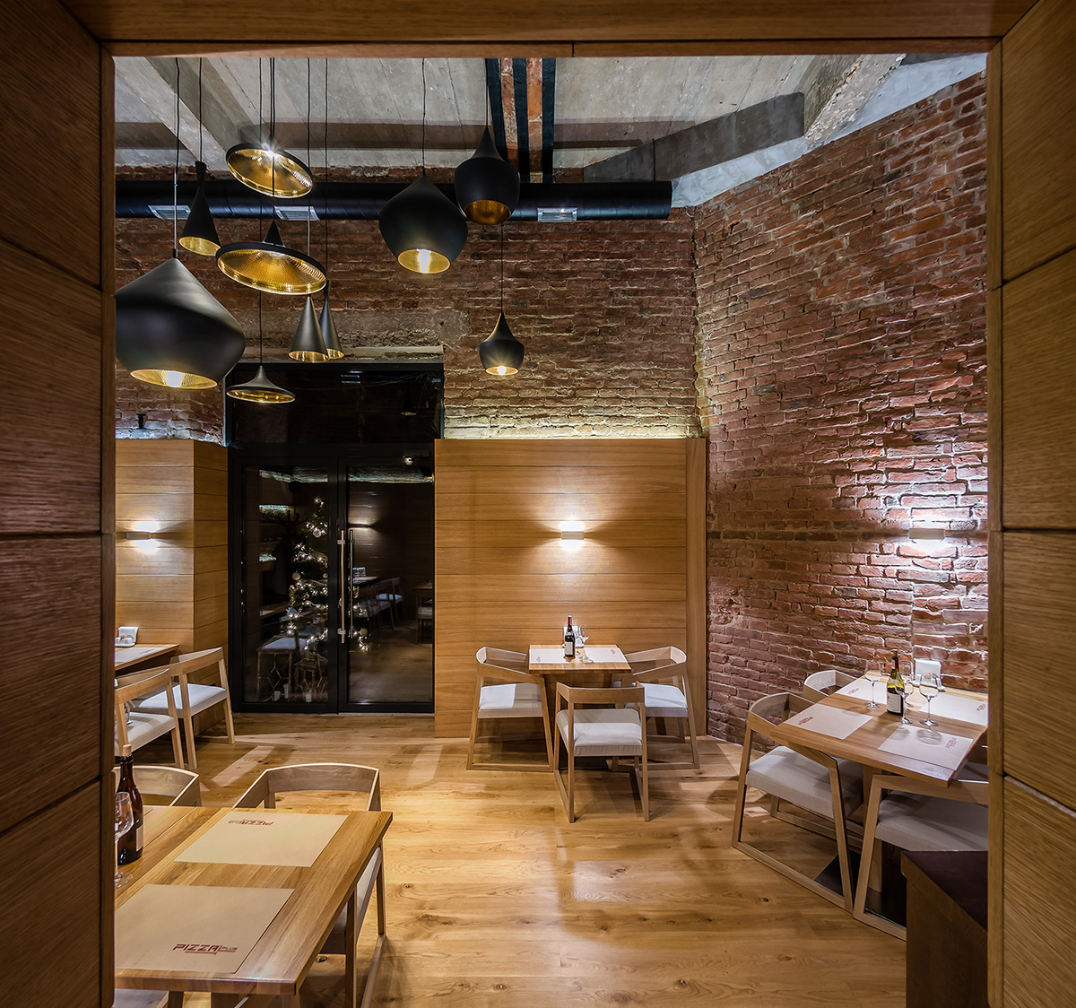 pizzeria Vip wood concrete brick caffee bar restaurant cafe