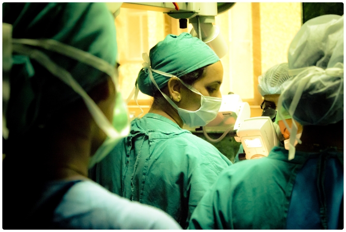 hospital ayush Das Clinical operation surgery green dress blue dress surgeon anesthesia surgical clinic India indian surgeon indian hospital