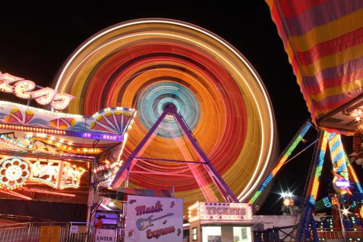Fair Ferris Wheel Carnival lemonade ride awning night light