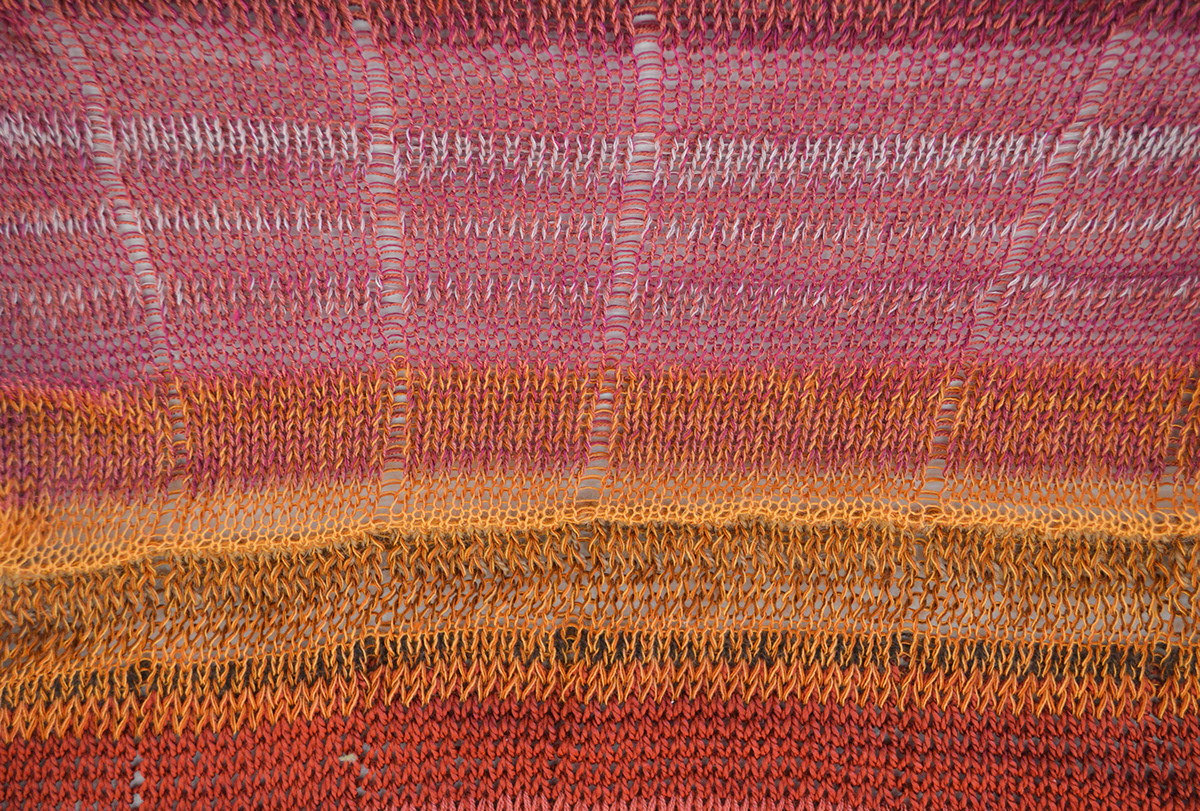 single bed machine knitting stripes