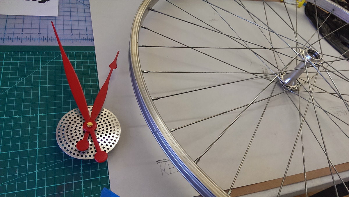 bicycle wheel  clock DIY recycle reuse