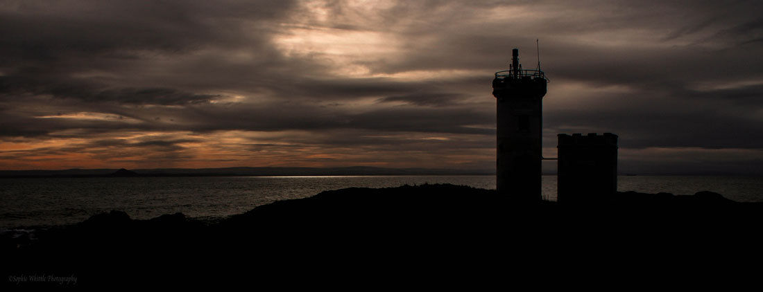 beach Elie scotland fife scenery scenic Landscape black and white monochrome lighthouse ruin rubble Castle