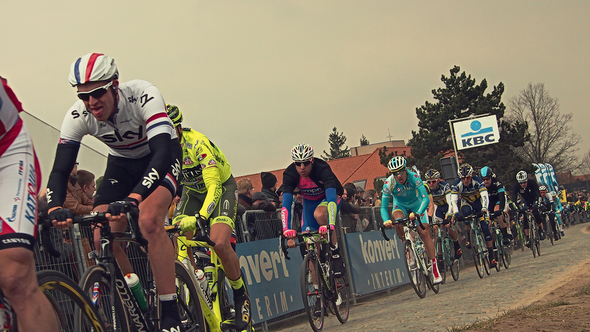 Cycling Tour of Flanders Oude Kwaremont ronde van vlaanderen bikes velo tour classics