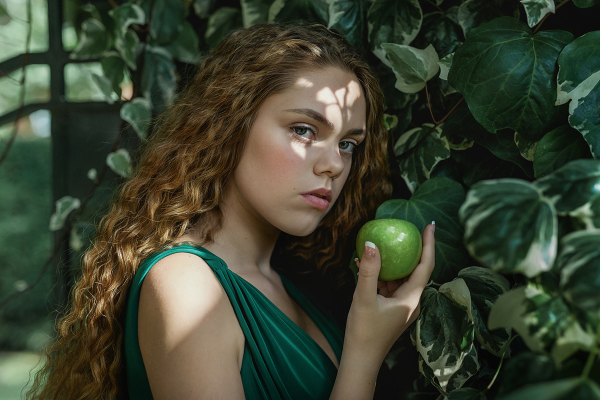 FINEART green outdoors Persephone Photography  portrait preraphaelites redhead Renaissance romantic