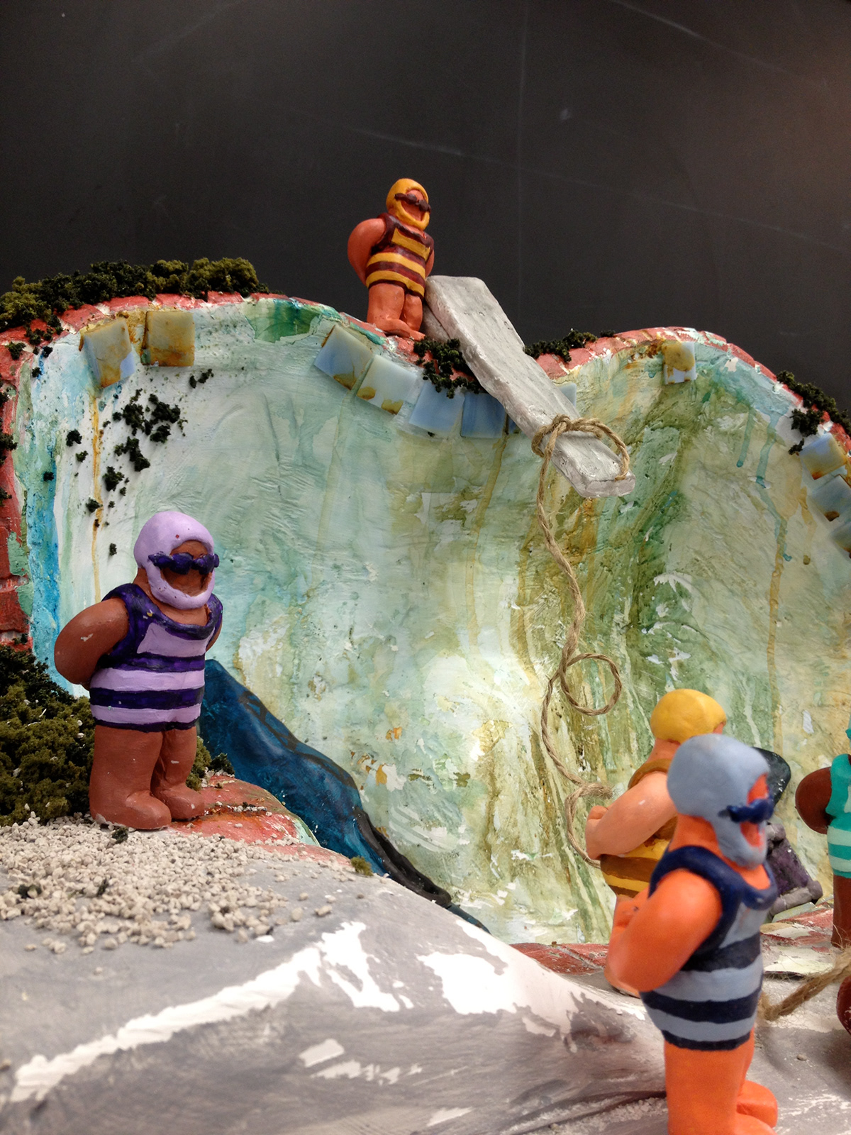 #thepoolproject #swimmingpools #diorama #littleswimmers #sculpture #3D #abandoned #painting
