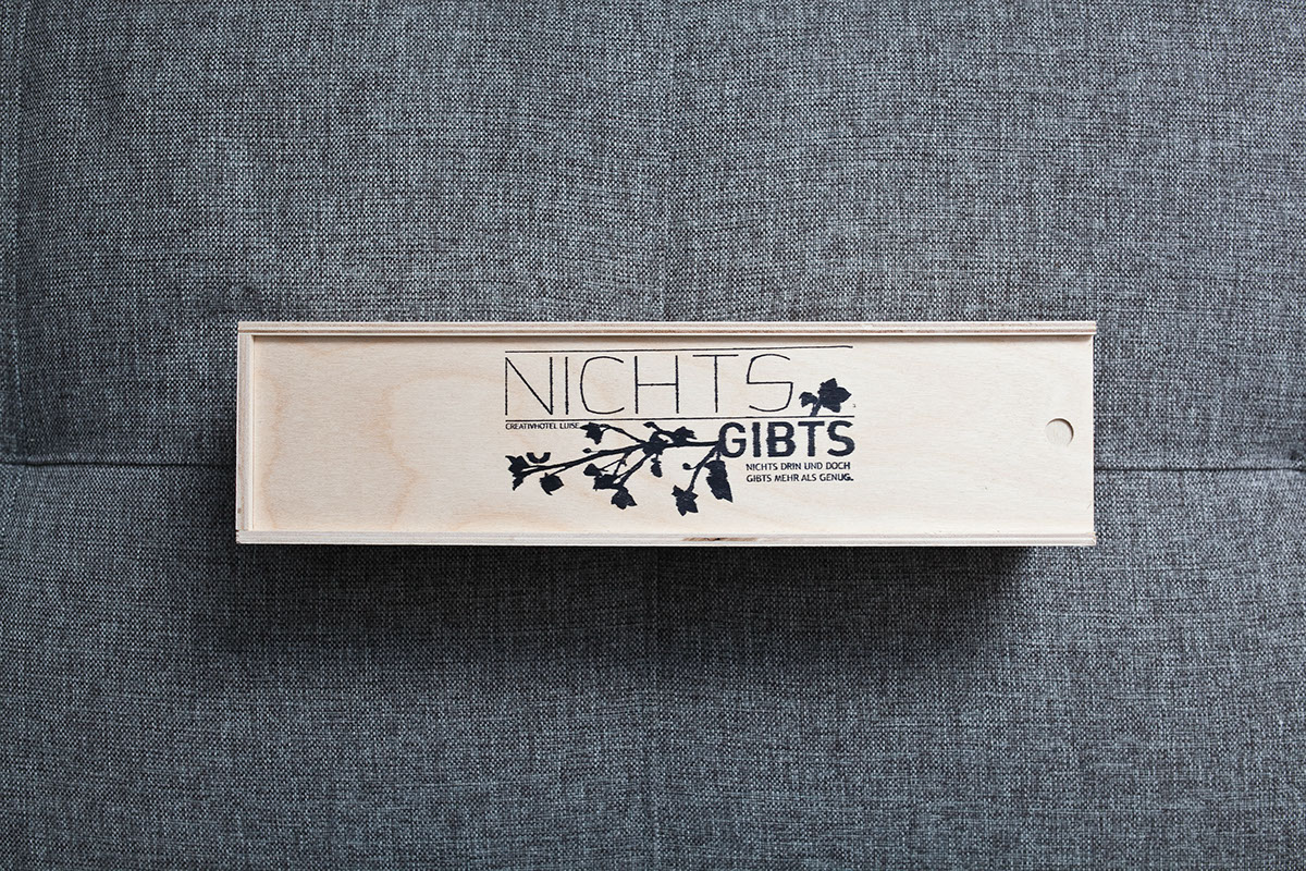box gift present business hotel nothing wood organic Sustainable design recycling wooden kit