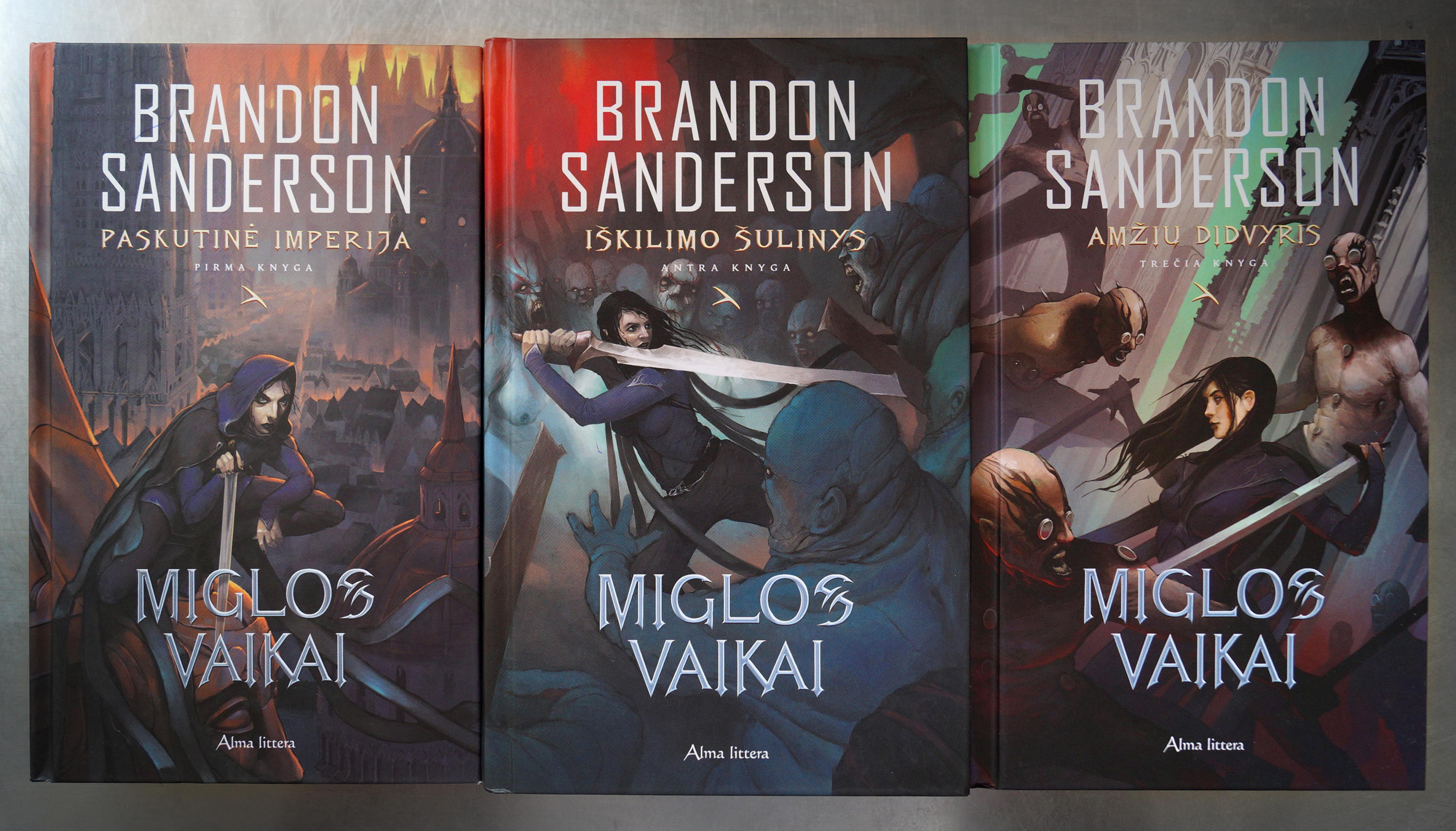 MISTBORN 2 - O POÇO DA ASCENSÃO (Brandon Sanderson) on Behance