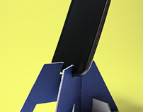 DIY Smartphone/Tablet Stand made of cardboard
