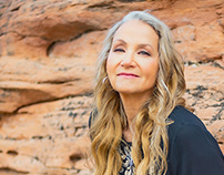 Joan Osborne shoot for re release of "One of US"