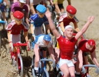 Miniature Cyclists
