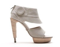 Omelle S/S 2010 Footwear Collection