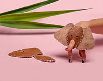 Finger Elephant - leather souvenir for Istituto Oikos