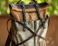 090/2019 cross straps rolltop backpack