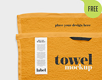 Free Label on Towel Mockup