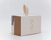 SKINS Shoe Package Design