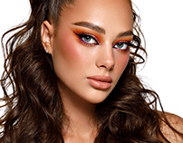 Beauty eyeshadow palette advertising