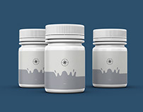 Free Pills Container Mockup