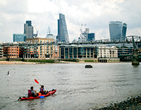 Can You Kayak On The Thames?