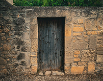 Petite porte en Provence