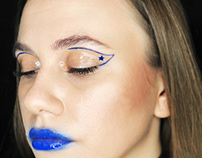 Blue Queen makeup