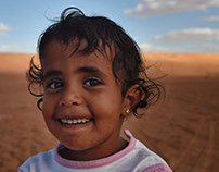 Children's of Ash Sharqiyah's desert