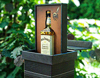 Jack Daniel's Honey packaging
