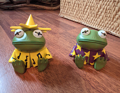 100 gecs "Frogs On The Floor" Art Toys.