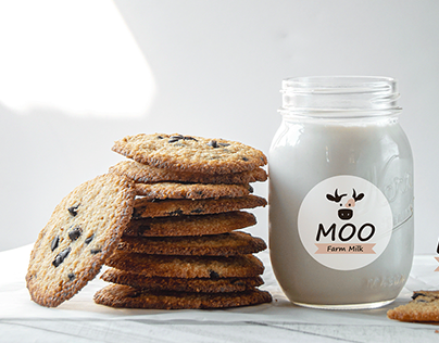 Farm Milk logo "Moo"