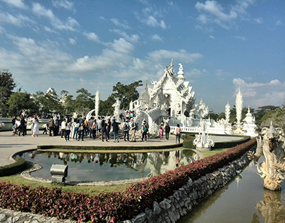 Wat Rong Khong in Chiang Rai