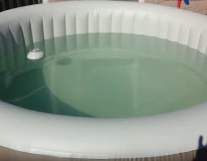 Innovative Temperature Controllable Inflatable Hot Tub