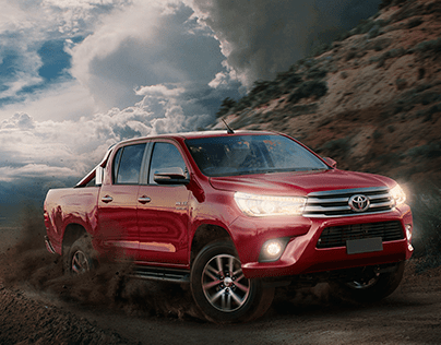 Toyota Hilux SR5 | Mountain Raider