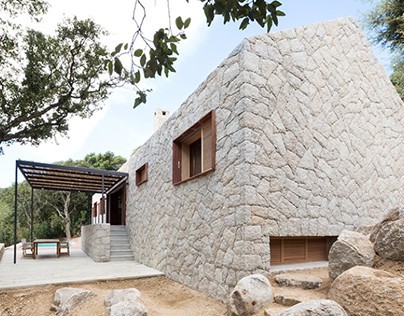 Contemporary Vernacular by WY-TO Architects