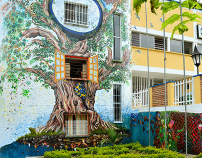 Public art - Wall Painting. Colombia.