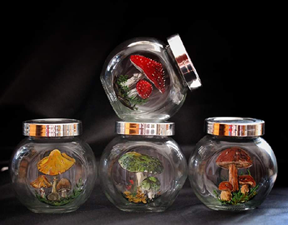 Painted little jars
