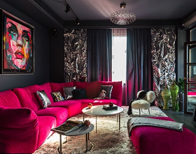 Eccentric contrast apartment for a young couple